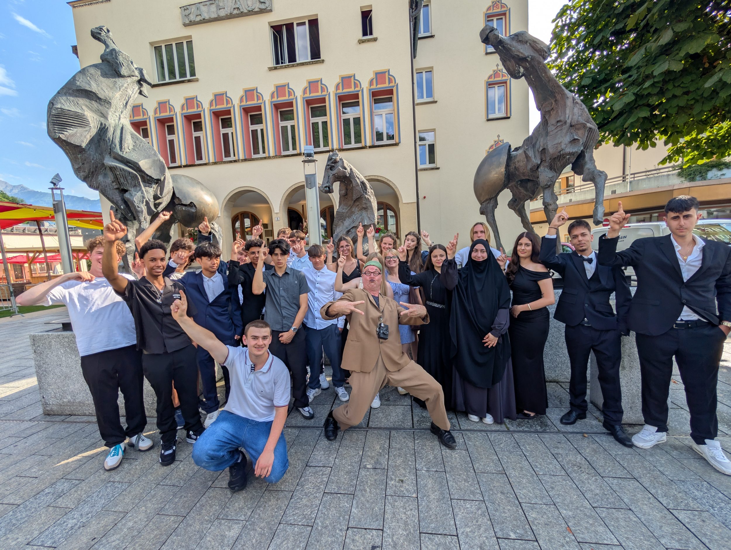 Jahresbroschüre 2024/25